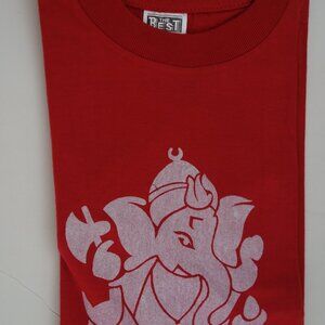100% Cotton Women M Red T-shirt w/Ganesh in White Color 24" W 17" New